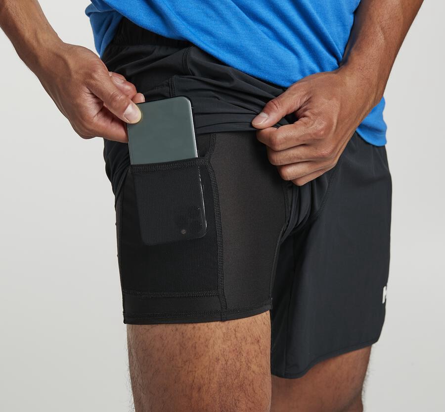 Hoka One One Mens Shorts - Performance - Black - LFYJ37615